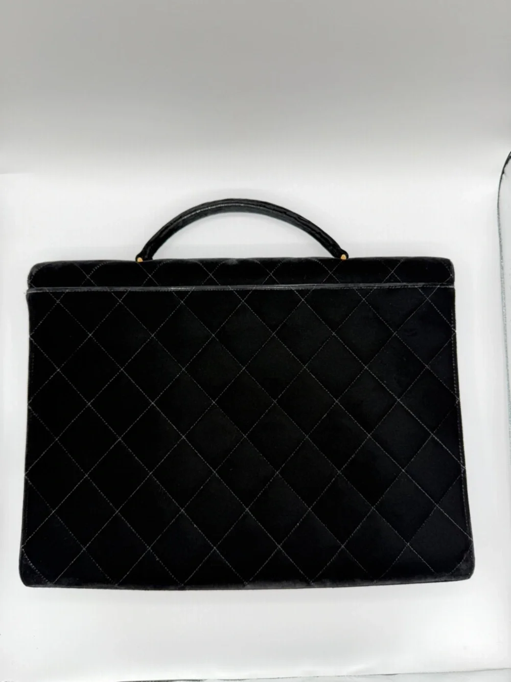 Chanel Authentic Vintage Deep Black Velvet Briefcase Gold Hardware, 1994-1996 - Picture 3 of 15